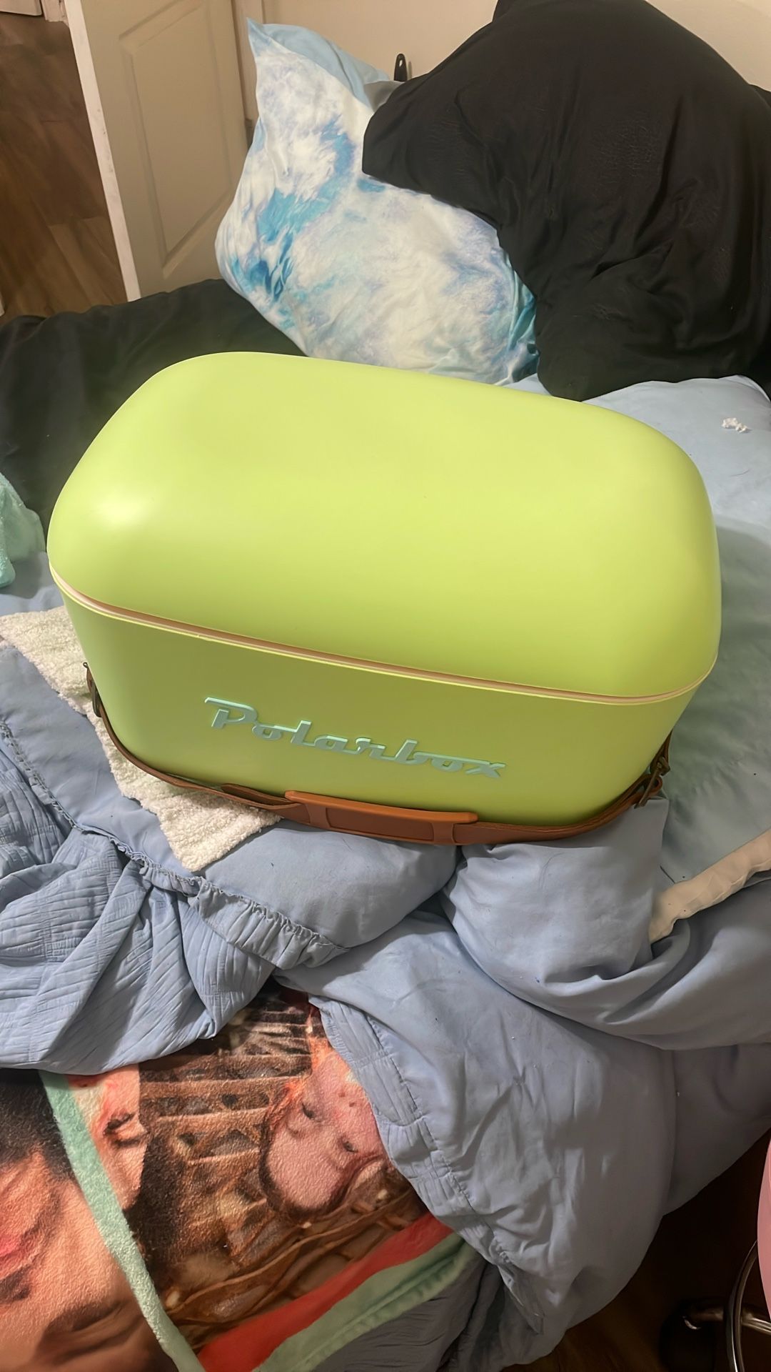 Super Cute Small Polorbox Ice Chest Never Used