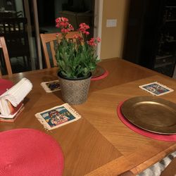 Thomasville Dining Table And 6 Chairs