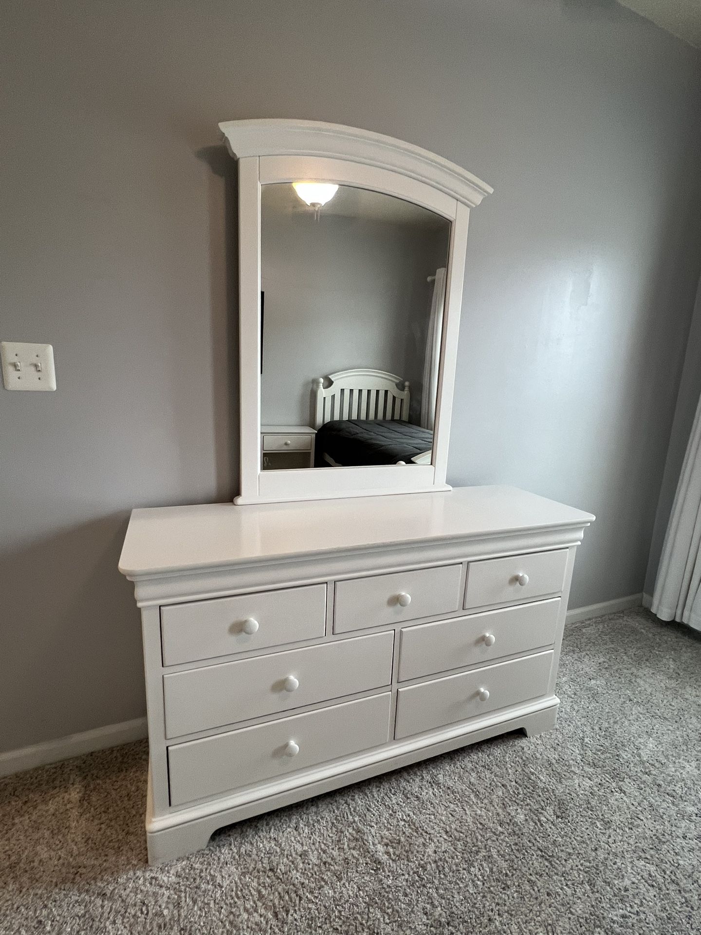Stanley Furniture Twin White Bedroom Set