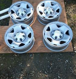 Set Of Four 16 Inch Toyota Tacoma Rims With Caps, Immaculate
