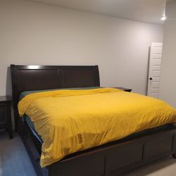 Ashley Furniture King Bed Set  (4 Pieces)