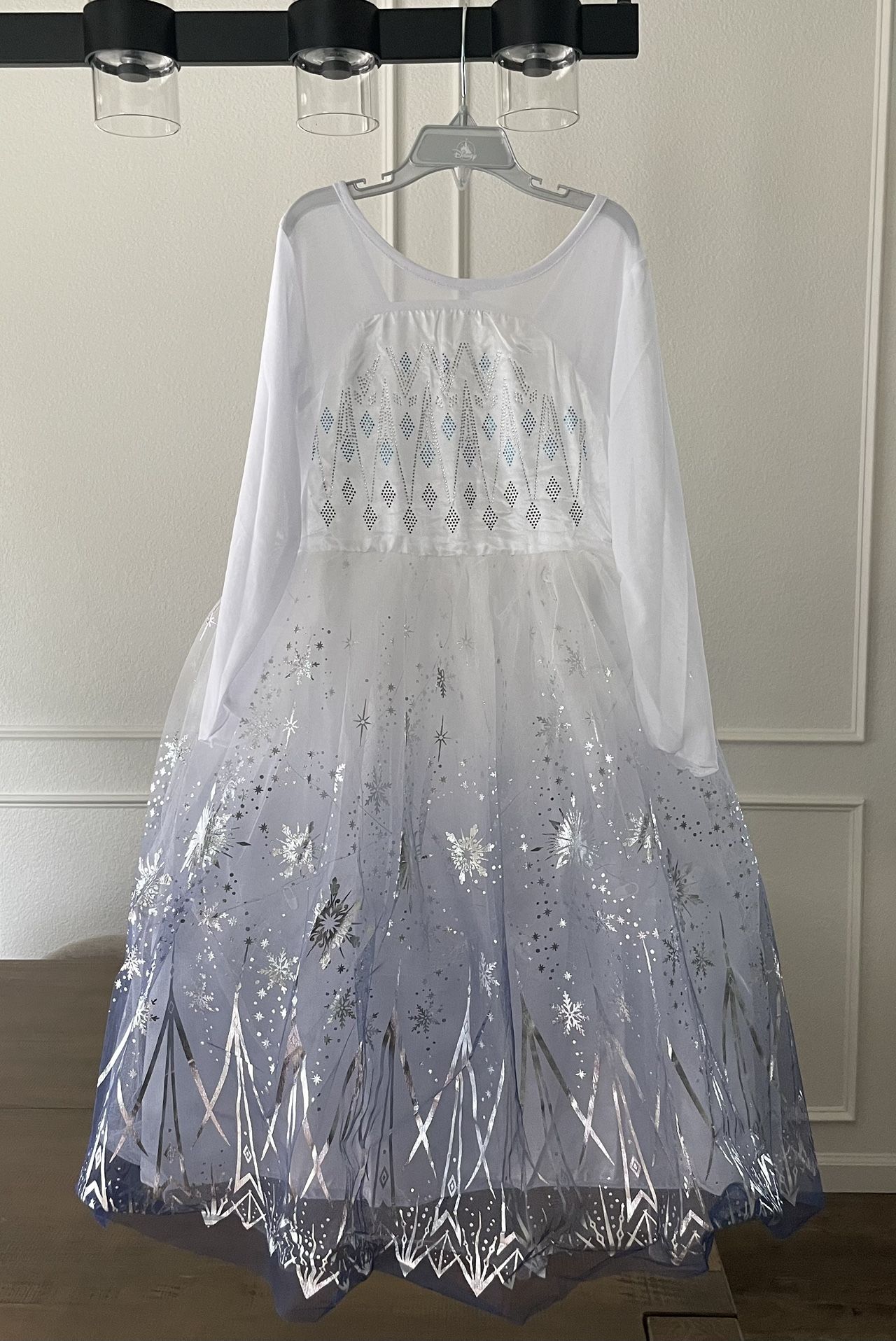 New LED Light up Frozen Elsa Dress Costume Size 5/6