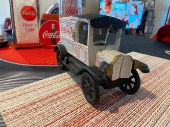 Vintage cast iron Coca  Cola  delivery truck