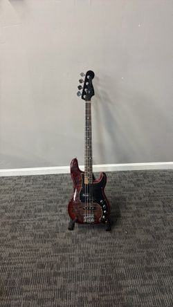 2022 Fender Precision Bass American Ultra ii