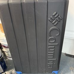 Columbia Fort Yam Hill Hard Side Spinner Luggage 30”