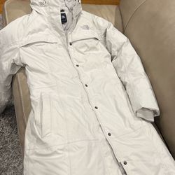 North Face Women’s Jacket Size Medium