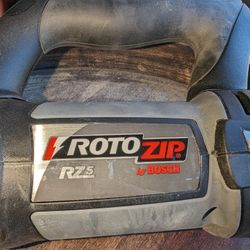 Roto zip with extra accessories, Bits, Bag/Strap