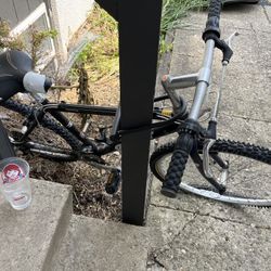 Men’s Yukon Mountain Bike 