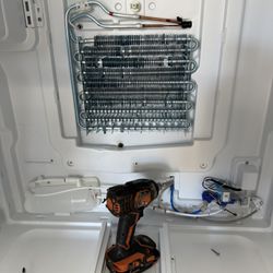 We Repair Appliances Reparamos Aparatos  Electrodomesticos Refrigerator Stove Washer Dryer Wall Oven Dishwasher 