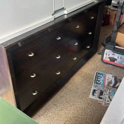 Dresser For Sale 