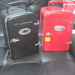 Frigidaire Mini Portable Compact Personal Fridge Cooler, 1 Gallons, 6 Cans