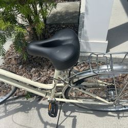 Bicycle With Confiable Seat 