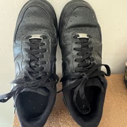 Nike Airforce 1 Black Size 8
