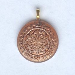 🟠 Fun, amber orange brown circle design pendant made from vintage, plastic cabochon