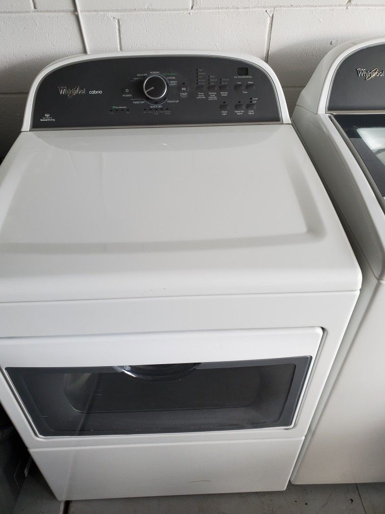 washer dryer Whirpool in excellent condition new model for Sale in