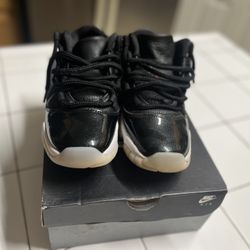 Jordan 11 72-10 (GS)