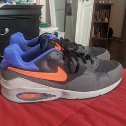 Men's Nike Air Max Sneakers size 15 $30 firm