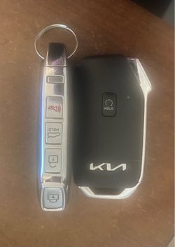 New KIA key fob set w/batteries