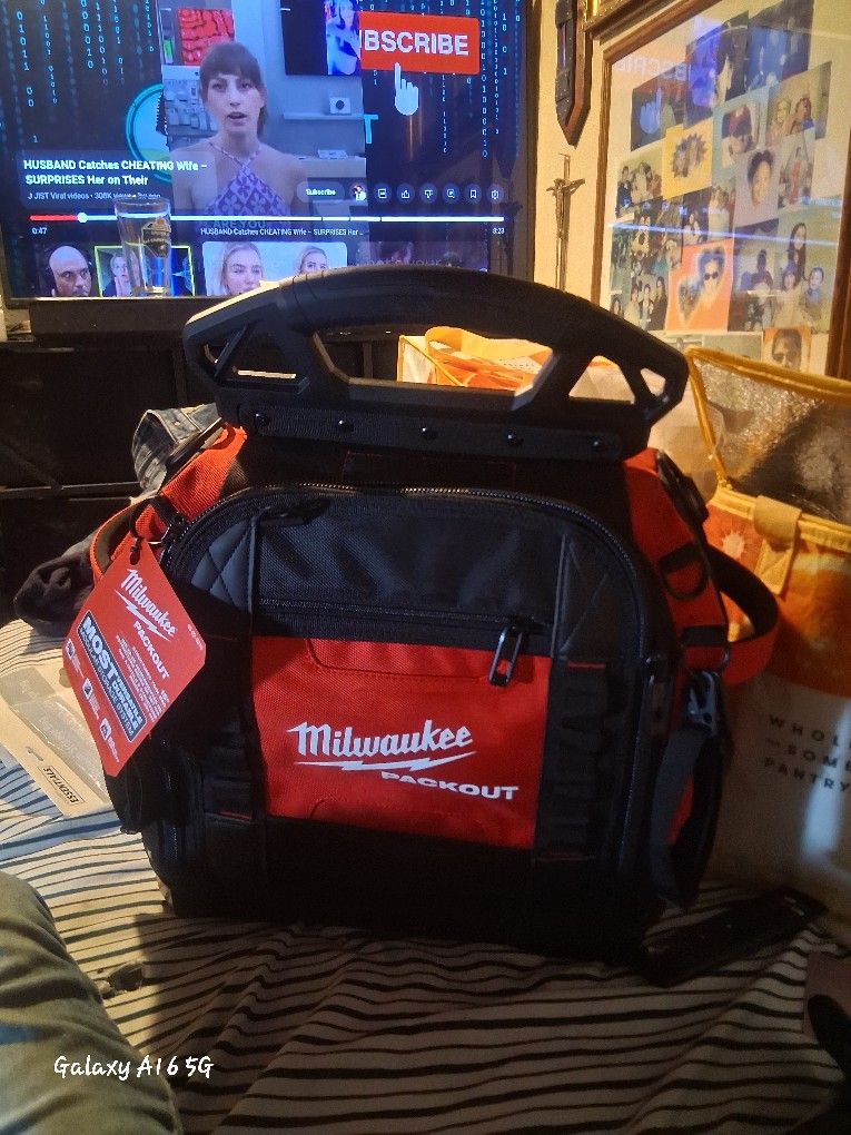 Milwaukee 15 In Structured Packout Toolbag