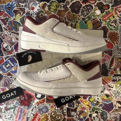 Sz 8.5- Jordan 2 Low- Cherrywood