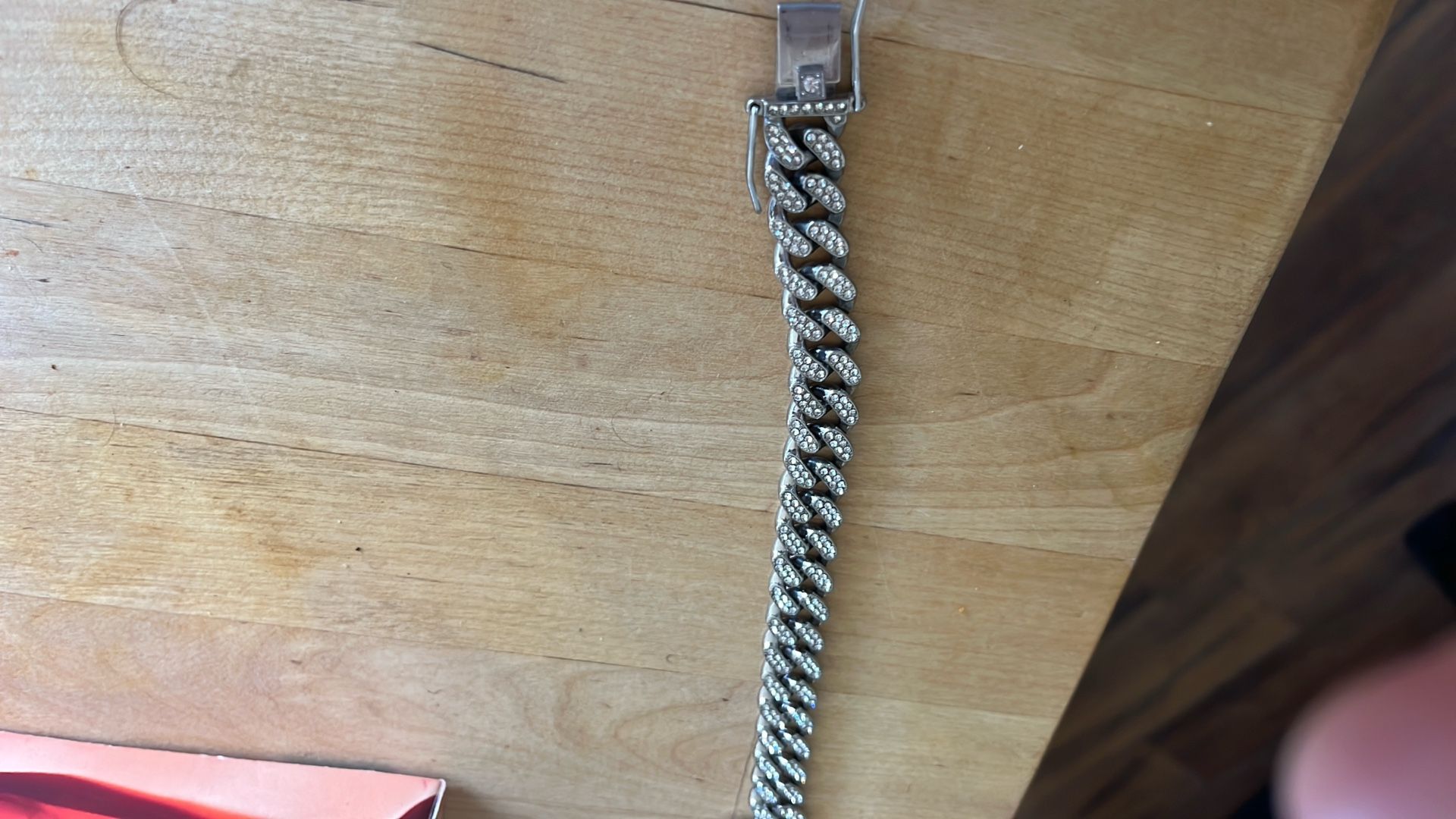 bracelet,