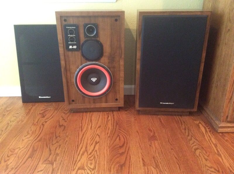 Cerwin Vega M40 Floor Speakers