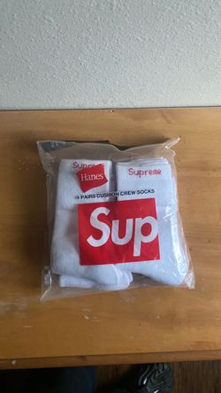 Supreme Socks