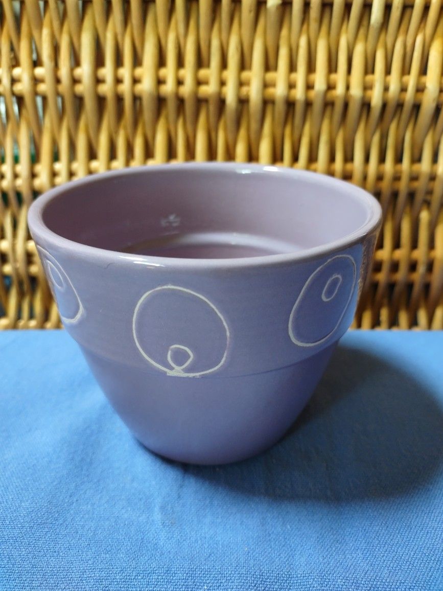 PURPLE & WHITE CIRCLES ON TOP CERAMIC PLANTERS POT OR VASE