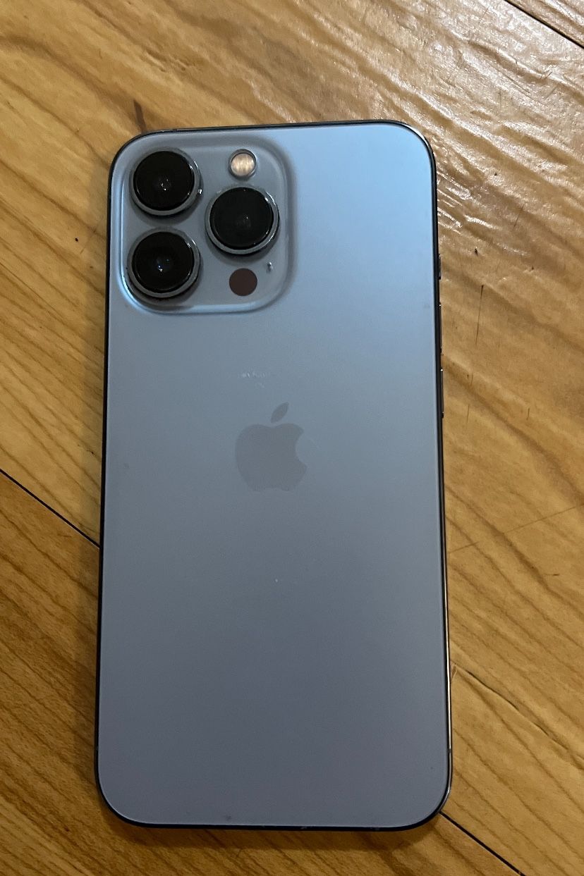Apple iPhone 13 Pro 128GB Unlocked AT&T T-Mobile Verizon Very Good Condition