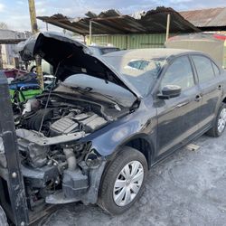 2012 VW Jetta for parts