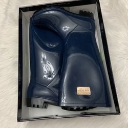 Nicole Miller rain boot size 6