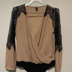 Windsor, Women’s Tan & Black Lace Long Sleeve V Neck Bodysuit, Size L