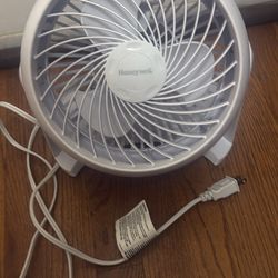Honeywell mini fan