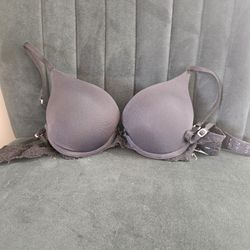 Gilly Hicks Bra