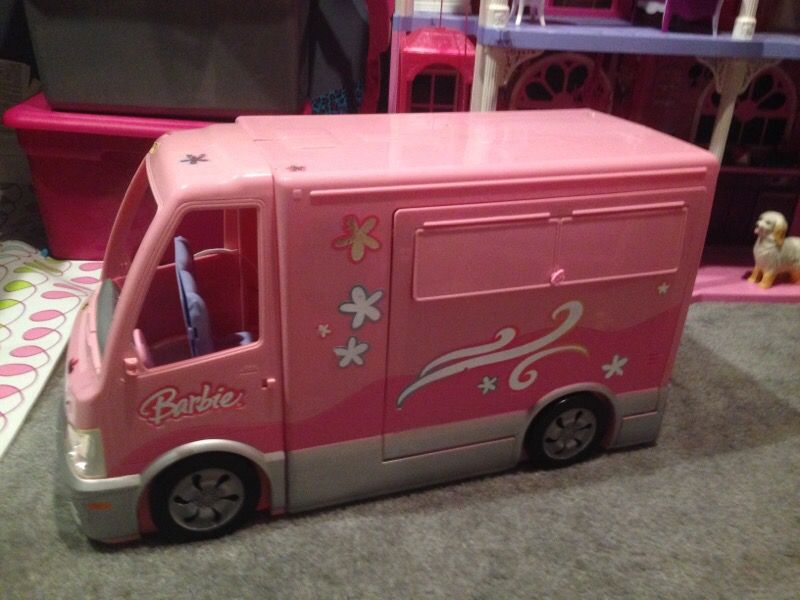 Barbie Hot tub party bus Dream Camper