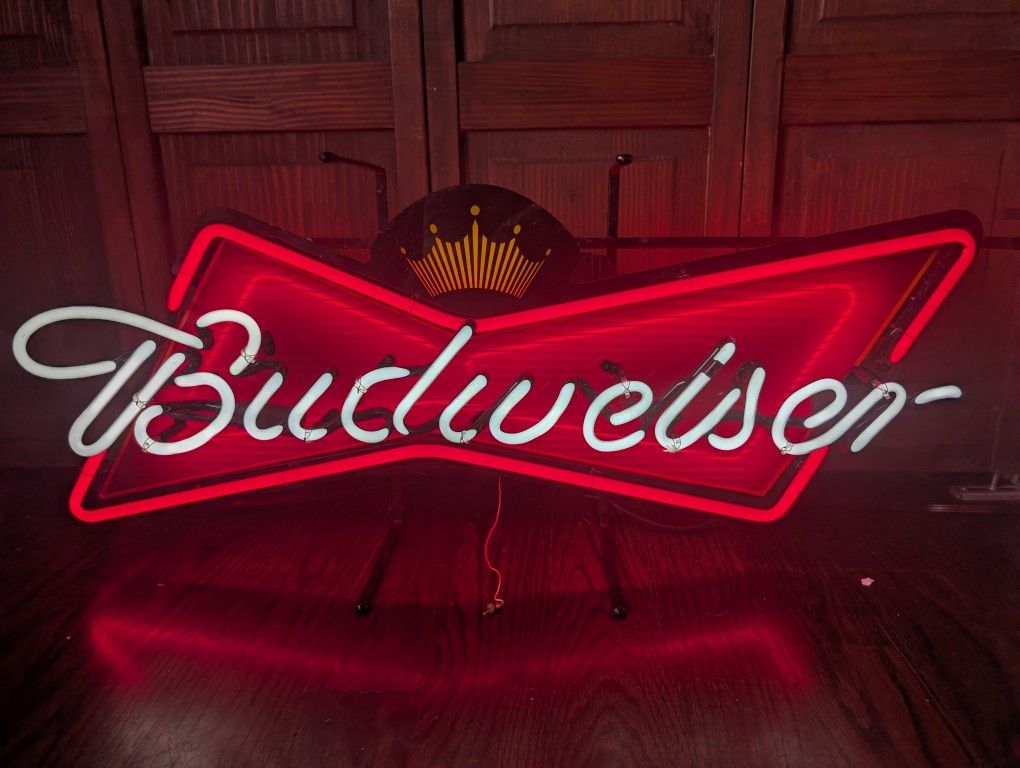 Budweiser Bowtie Neon Light Beer Sign