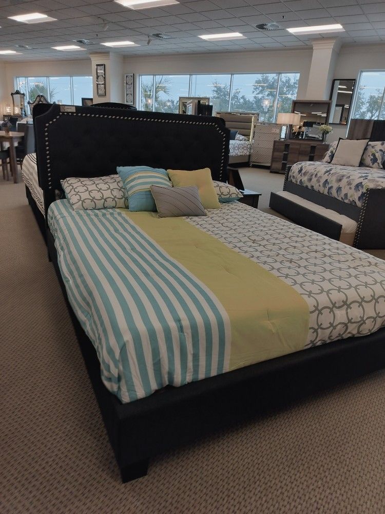 Queen Size Bed Furniture
