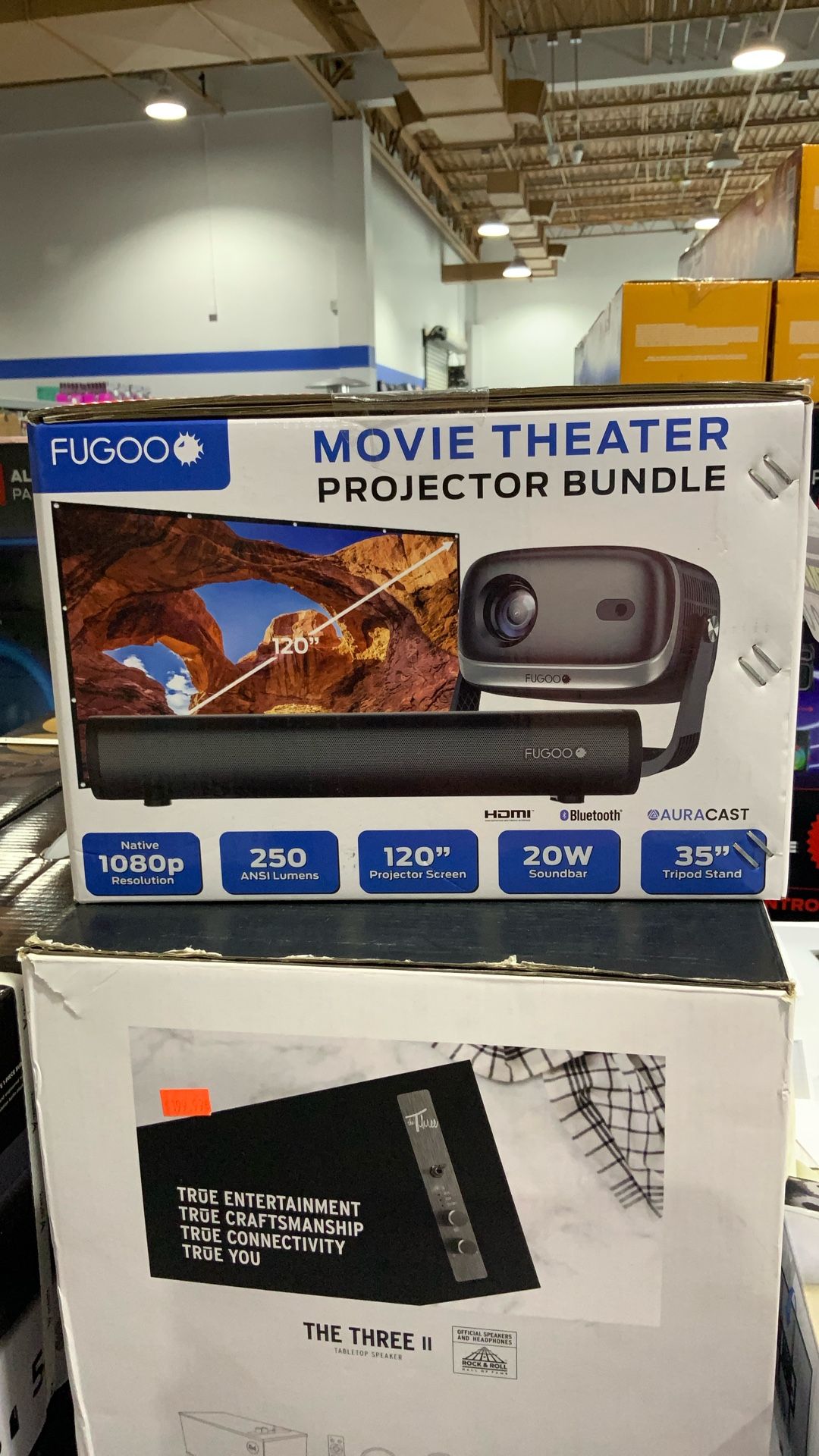 Fugoo Movie Theater Projector Bundle for Sale in Montclair, CA - OfferUp