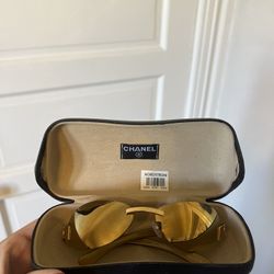 Vintage 2000’s Sunglasses 