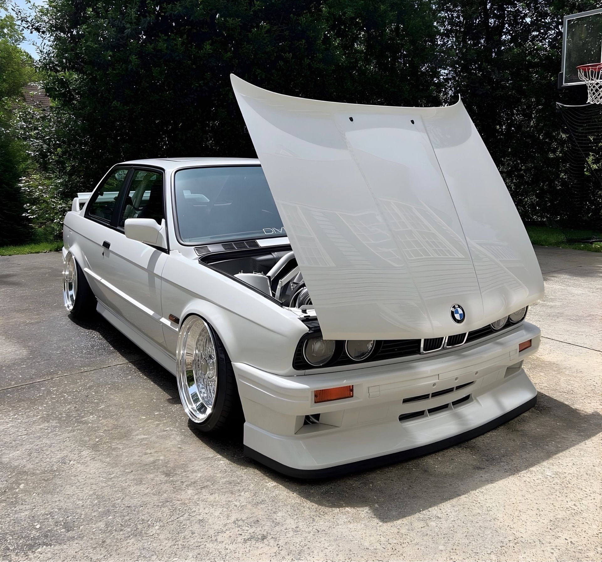 BMW E30 M3 Body Kit + M3 Evo Rear Spoiler