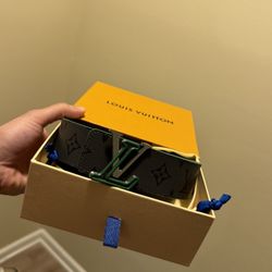 Brand New Reversible, Louis Vuitton Belt