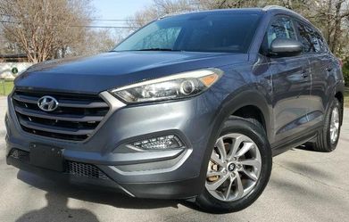 2016 HYUNDAI TUCSON