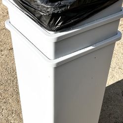 $25 EACH RUBBERMAID TRASH CANS 47TH AVE. AND DOBBINS IN LAVEEN