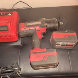 Snap-On 1/2-in Impact With Charger And Extra Battery