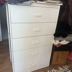Drawer / dresser