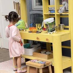 Kids Outdoor Mud Kitchen $50