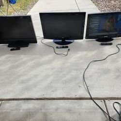 TV - 32" , 3 pcs
Panasonic, LG, Vizio
remote included
work good
$10/ pc
all for $25