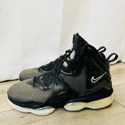 Nike Lebron 19 Basketball Shoes Black Green Glow