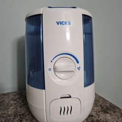 Vicks Cool Mist Humidifier 