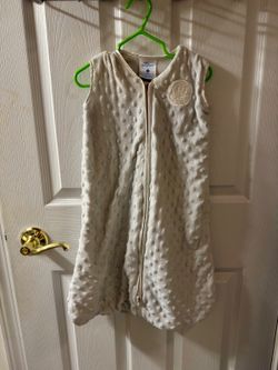 HALO SleepSack Plush Dot Cream Small 0-6M Wearable Blanket